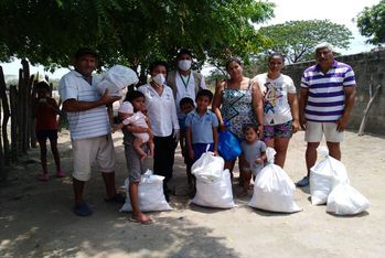 Distribution de nourriture en Colombie