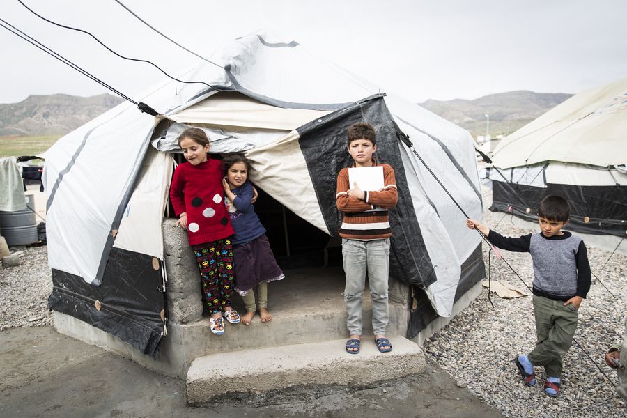 Young children living in the Bersevi II camp. Photo: Carmen Wolf 