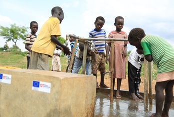 Brunnen in Flüchtlingscamp in Uganda
